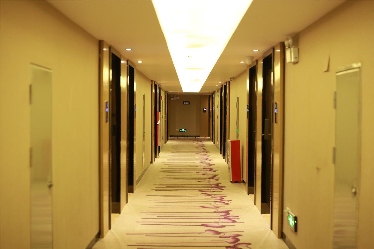 Lavande Hotel Baogang Avenue Guangbai Xinyi Branch Kanton Exterior foto