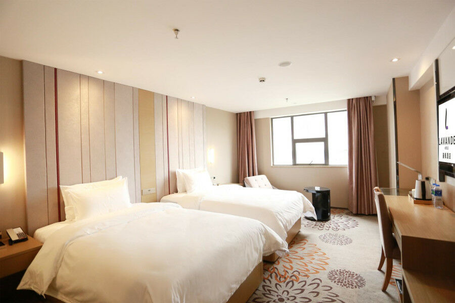 Lavande Hotel Baogang Avenue Guangbai Xinyi Branch Kanton Exterior foto